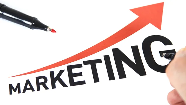 Maximizing Open Rates in Financial Services Marketing with Postcard Integration